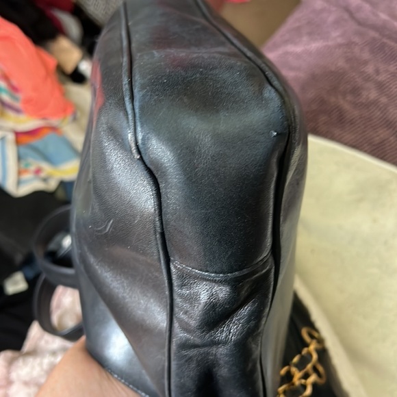 Gorgeous lambskin vintage Black Chanel bag 10x14 - Picture 13 of 14